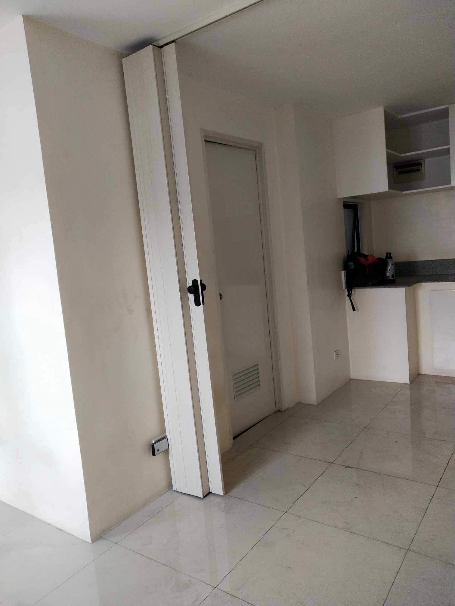 PVC Folding Accordion Door (Deluxe Plain type)