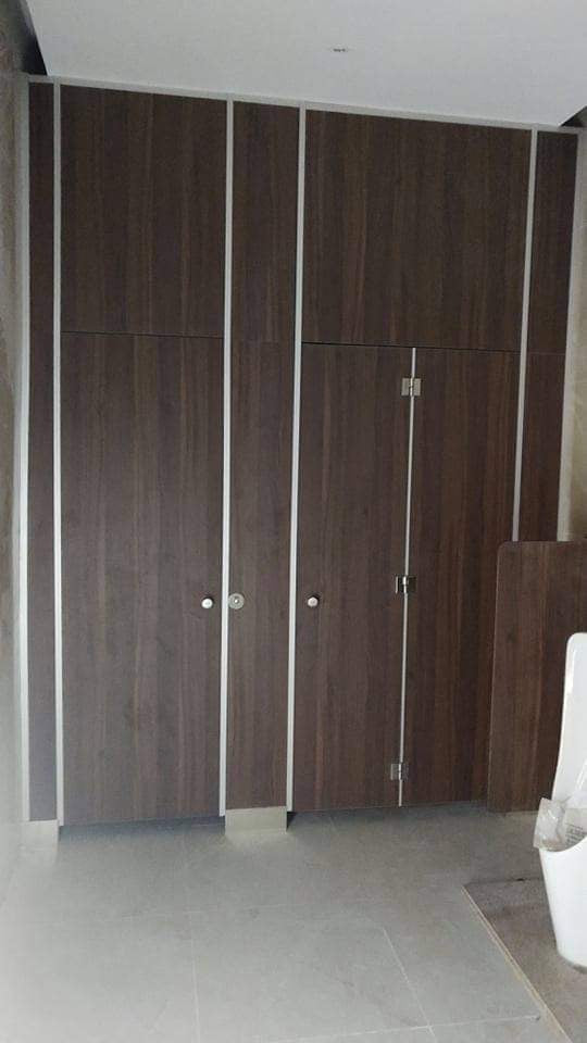 Phenolic Toilet Cubicle Partition